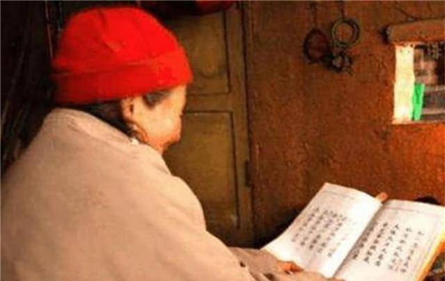 终南山第一女隐士，85岁高龄能连续打坐108天，称在和佛祖交流