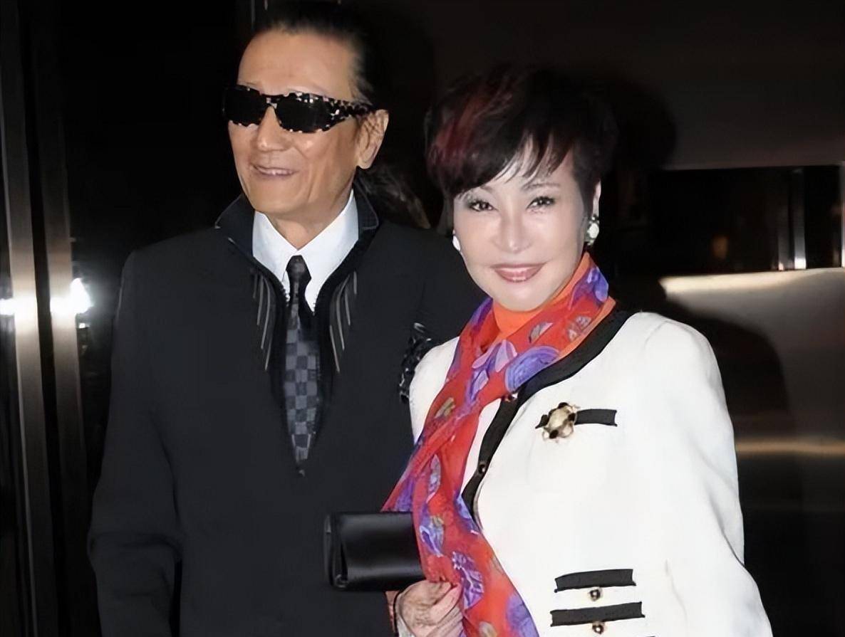 甄珍:分手46年,依然能让前夫谢贤念念不忘,她到底有啥魅力_女儿_母亲