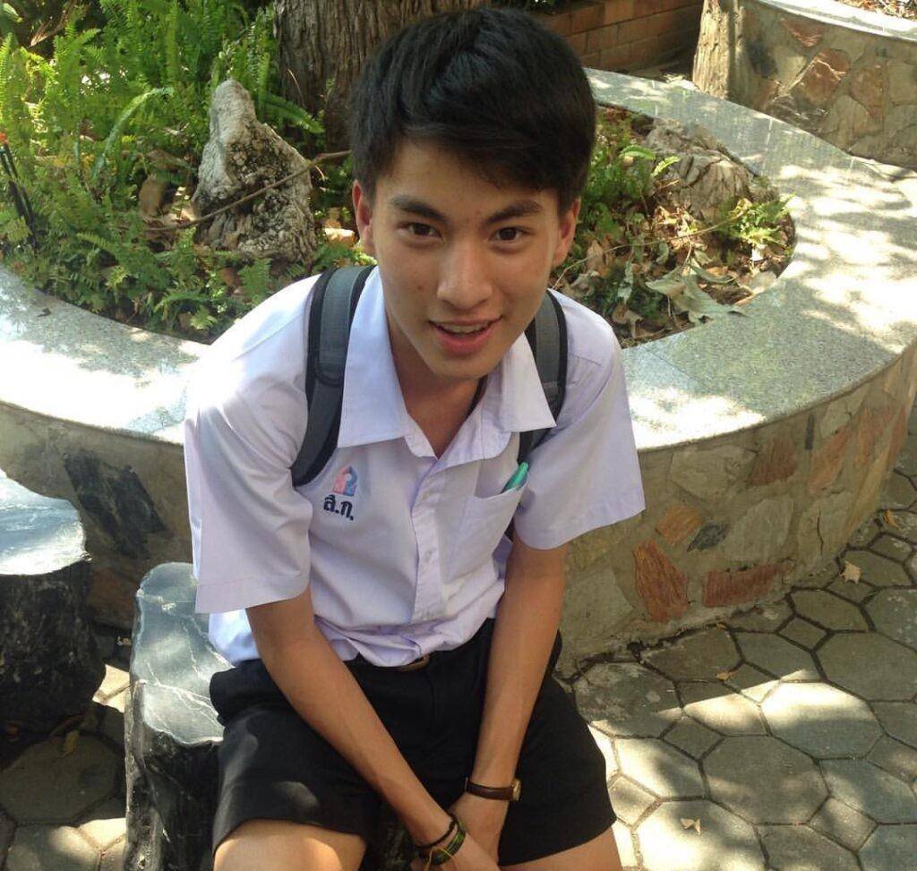 国外儿童节明星小时候照片大曝光:泰剧偶像们真的是从小帅到大_陈星宇