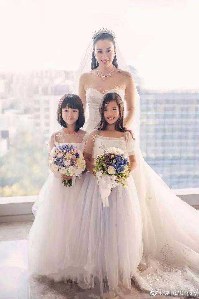 钟丽缇三个女儿竟有三种风格的魅力_网友_妈妈_yasmine