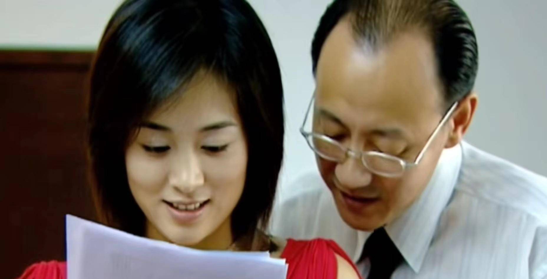 一方面,他想出名,另一方面,他也不想损害自己的名声.