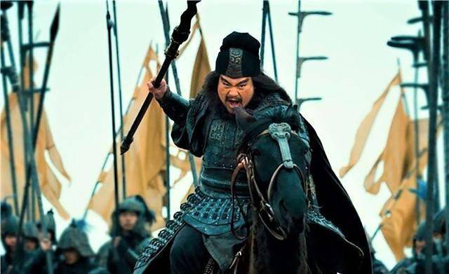 “武功”张飞本是一介草民，跟了刘备后，怎么就突然变成了万人敌？