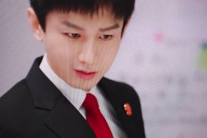 《底线》:周奕安遇到了厉害的老岳父,他可不好过叶教授这一关_叶芯_爱情_事业