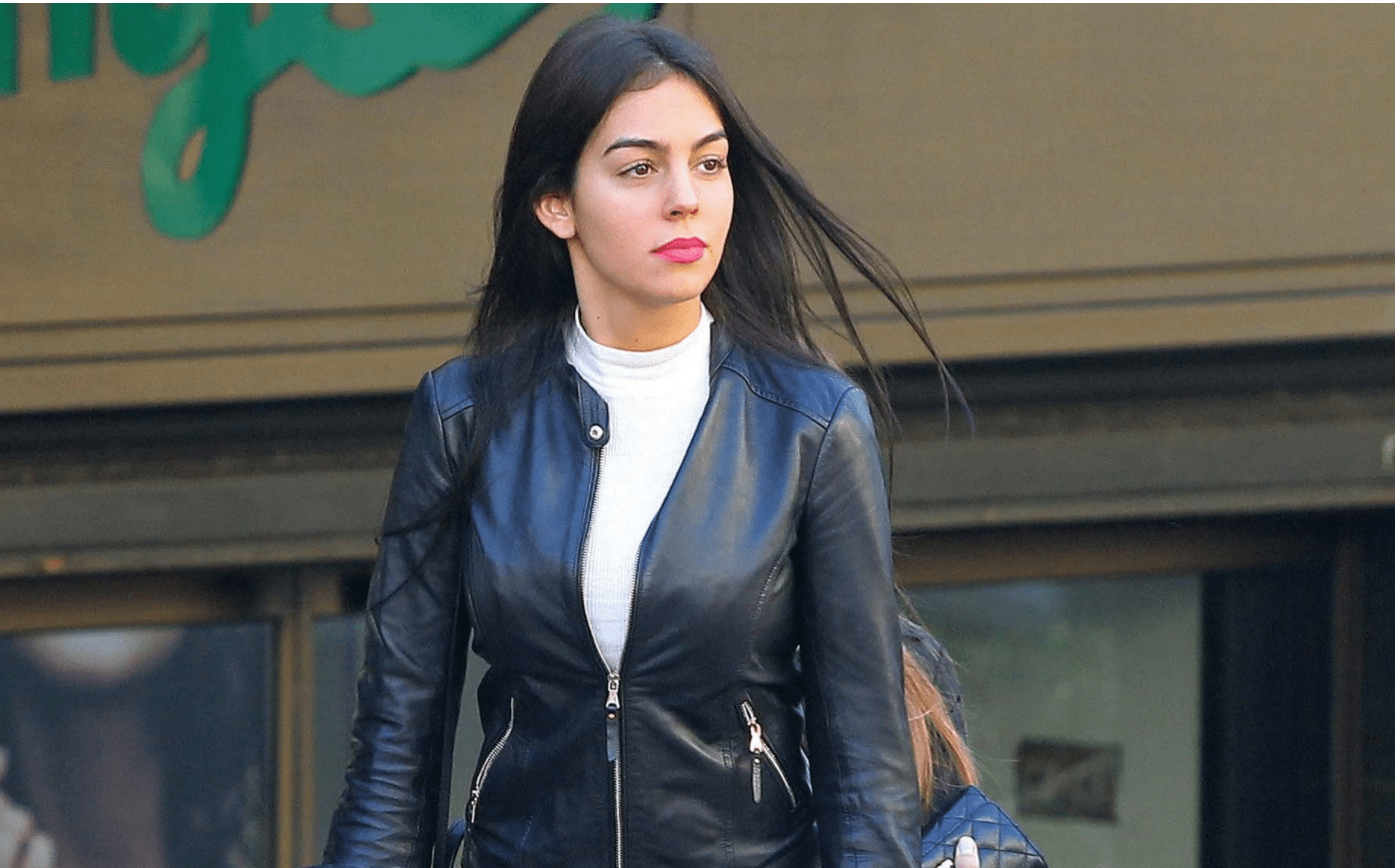 同居后才发现女总裁的秘密居然是| TikTok, image size:1397x870