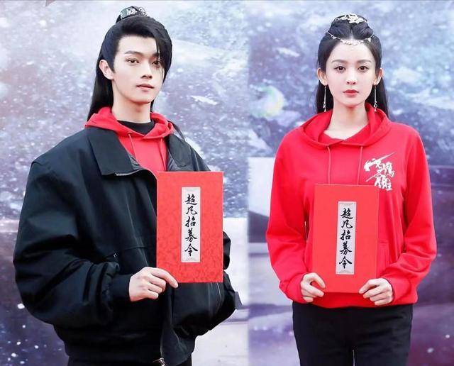 许凯新剧《雪鹰领主》开机,女主是大家心中的女神,爆款预定了!