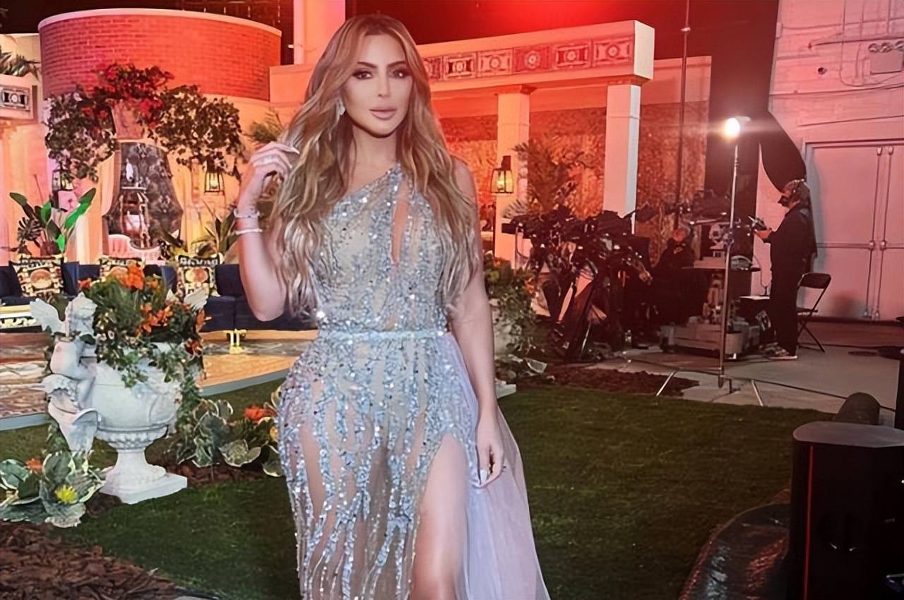 48岁皮蓬前妻生活太滋润_拉尔萨_乔丹_度假