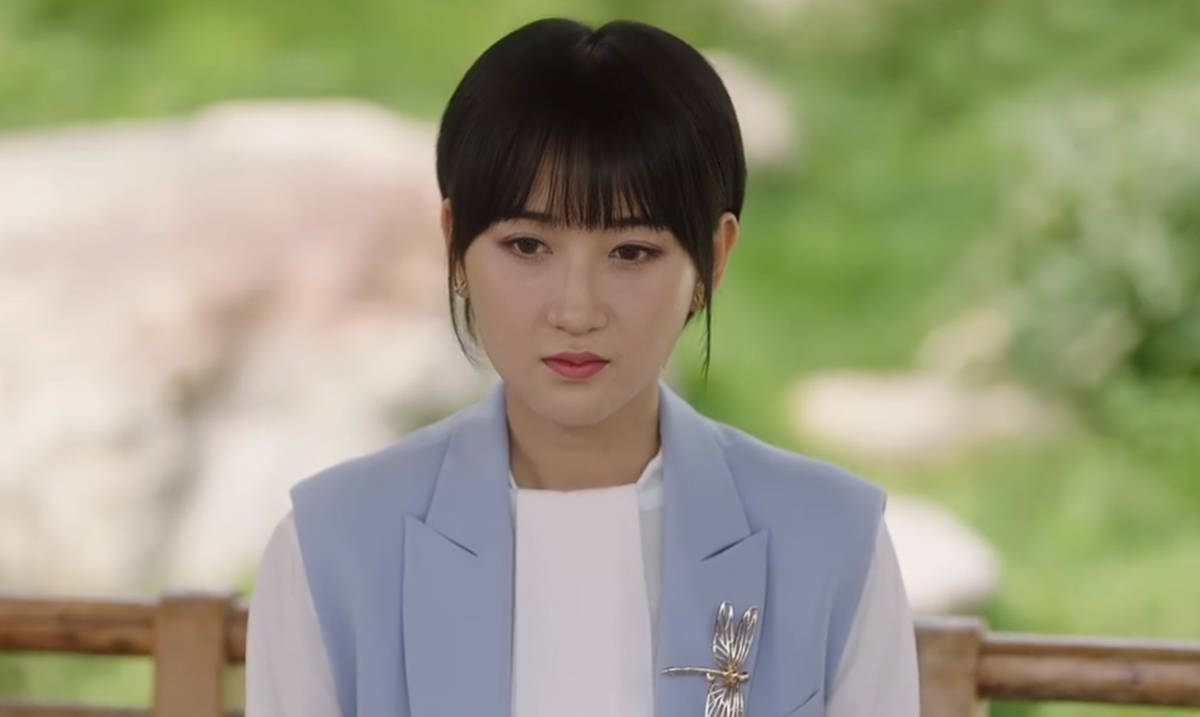 从《乡村爱情》系列的李银萍,到《刘老根》系列的刘珊珊,赵本山给了