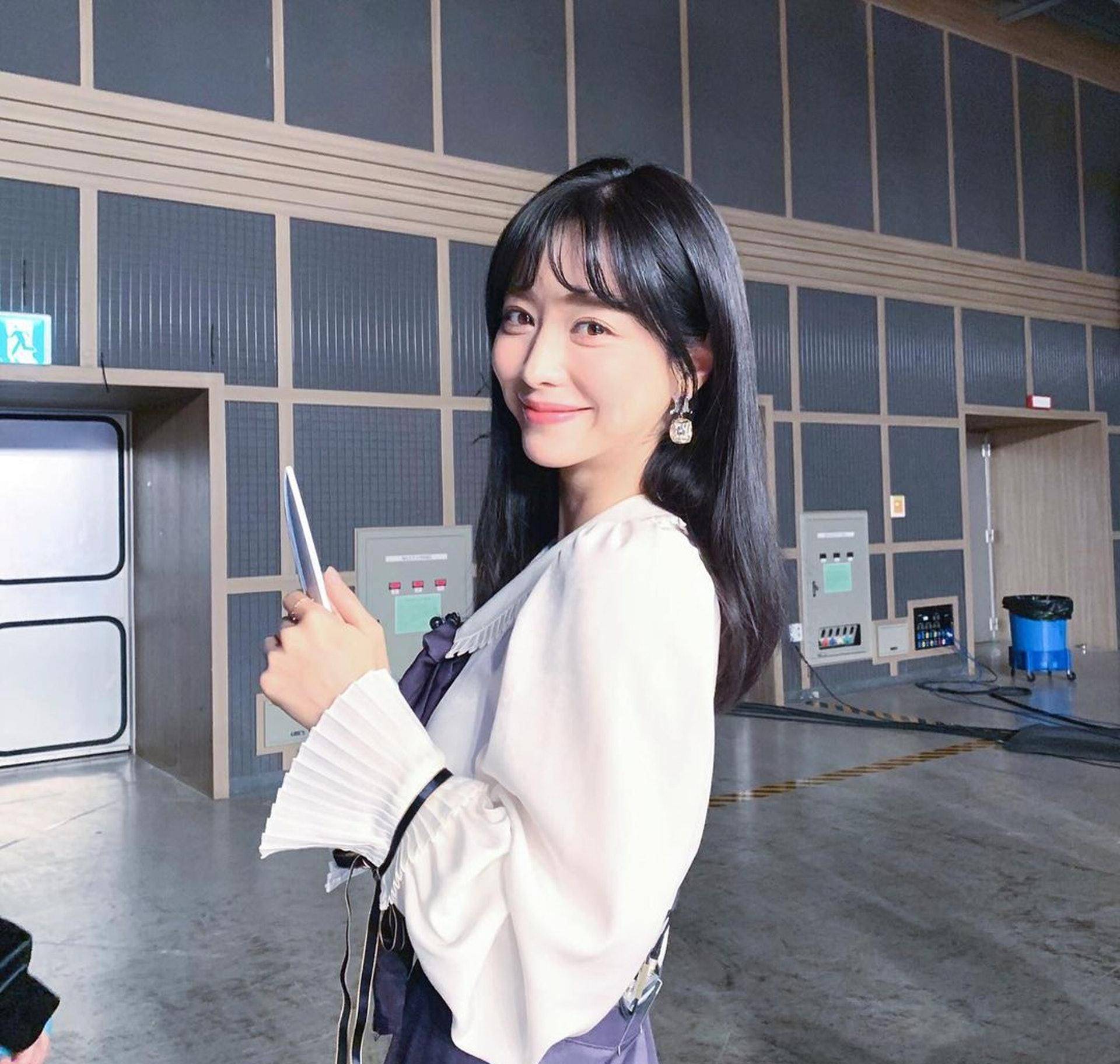 时隔六年她终于坦言,当年变脸原因:为了在中国拍戏_洪秀儿_大陆_发展