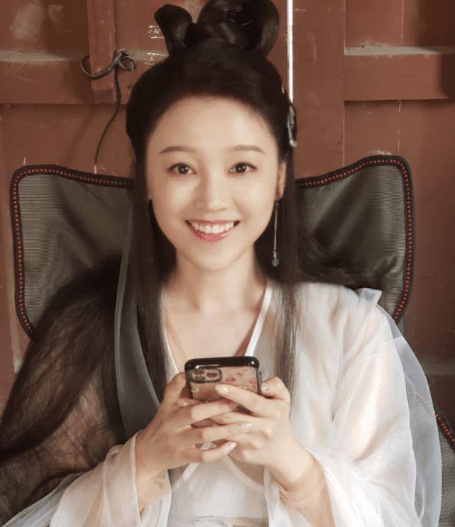 有种"整容"叫grunt的古装,新剧跟孟婆三七搭档,帅到你不敢认_文苡帆