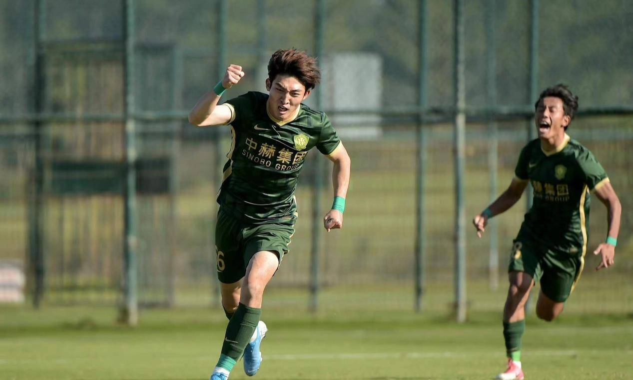 足协杯和亚冠没有见到他,我认为他这次出场这还要得益于李博希 谢龙飞