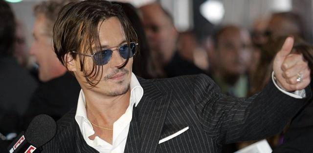 约翰尼德普新恋情,女方小他30岁,德普审美改变了_波利娜_女孩_大叔