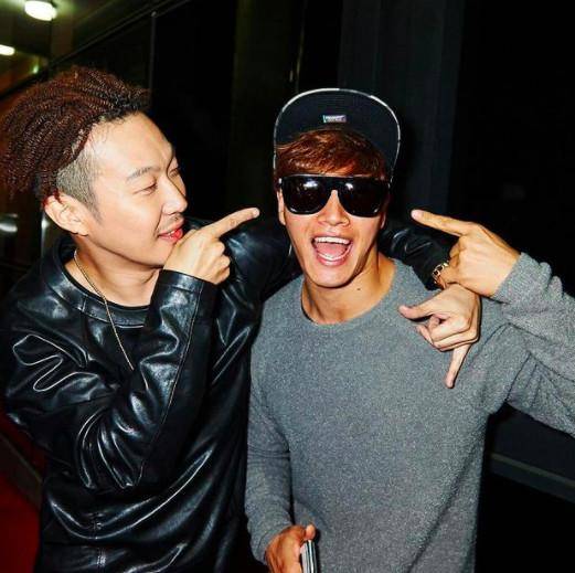 哈哈邀金钟国youtube联合出镜!