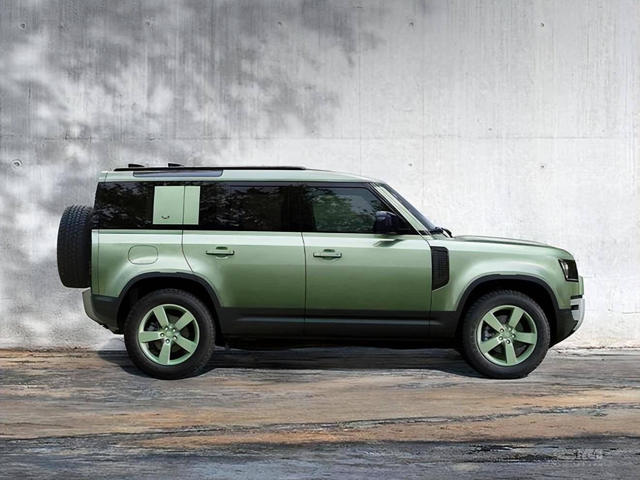 车型售价新车知识点卫士75周年传奇版引入标志性的格拉斯米尔绿色卫士