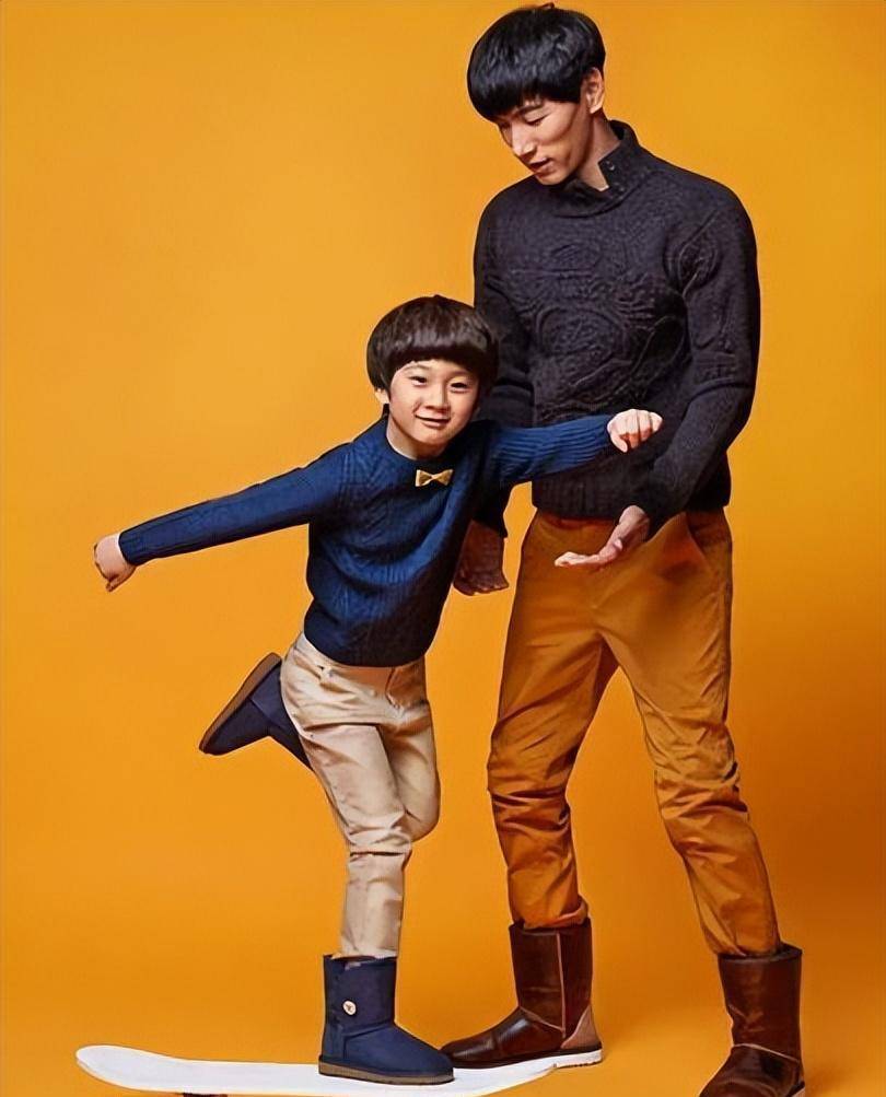 张亮上初三的儿子晒成绩力证没走歪_孩子_张悦轩_视频