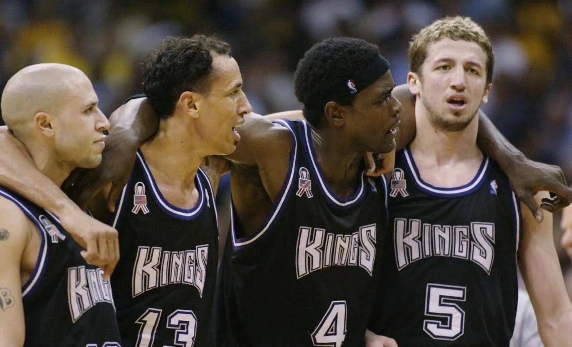 7 骚王"克里斯-韦伯"和那支华丽的普林斯顿国王_战术_内线_1