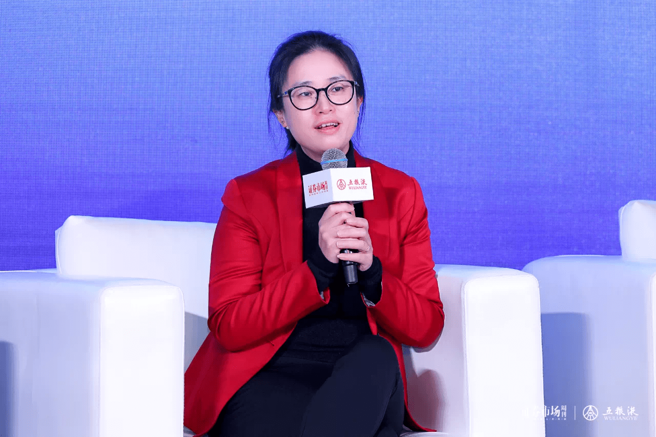 蒋琳透露,五粮液将致力于提高主品牌基酒的产量,未来三年产能将在目前