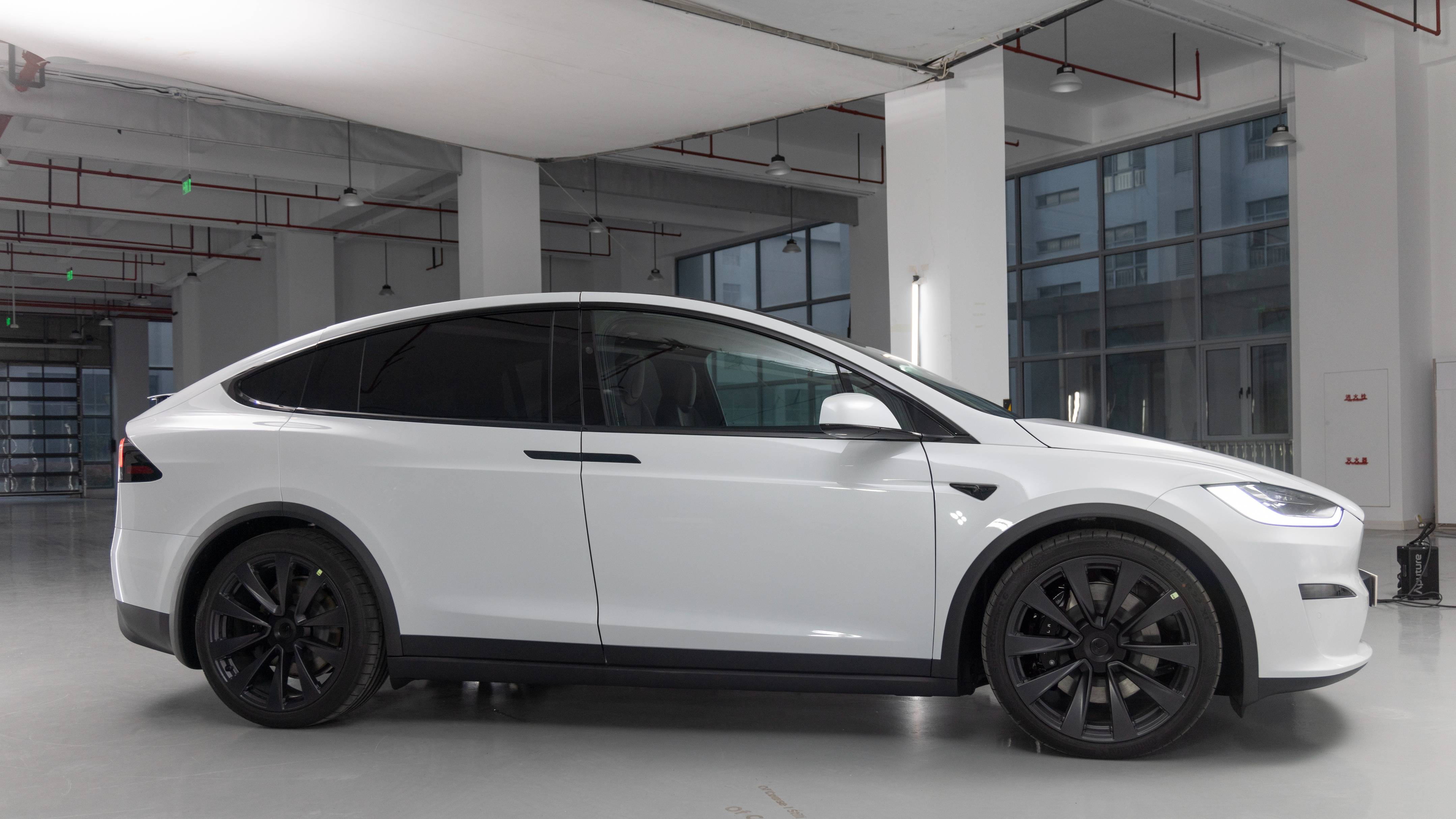 1秒"破百",特斯拉model s/x plaid实拍_搜狐汽车_搜狐网