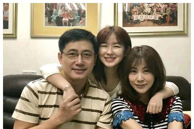 《外来媳妇本地郎》中的康祈耀,妻子换了,女儿换了,他也淡出了_幸子