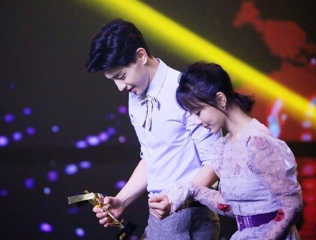 杨紫不再参演,网传的女主演技颜值均被吐槽_林允_邓伦_星落