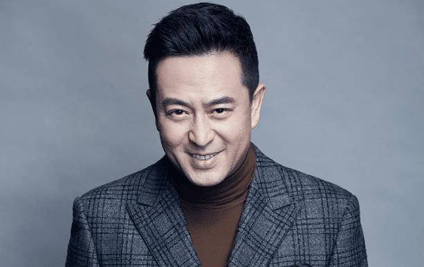 张嘉译被称好男人专业户,曾多演多部知名作品,如今拥有大量粉丝_角色