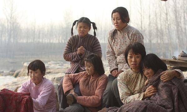 孟良崮上全歼敌头号精锐师的背后,是90万民工和无数这样的村庄_战场