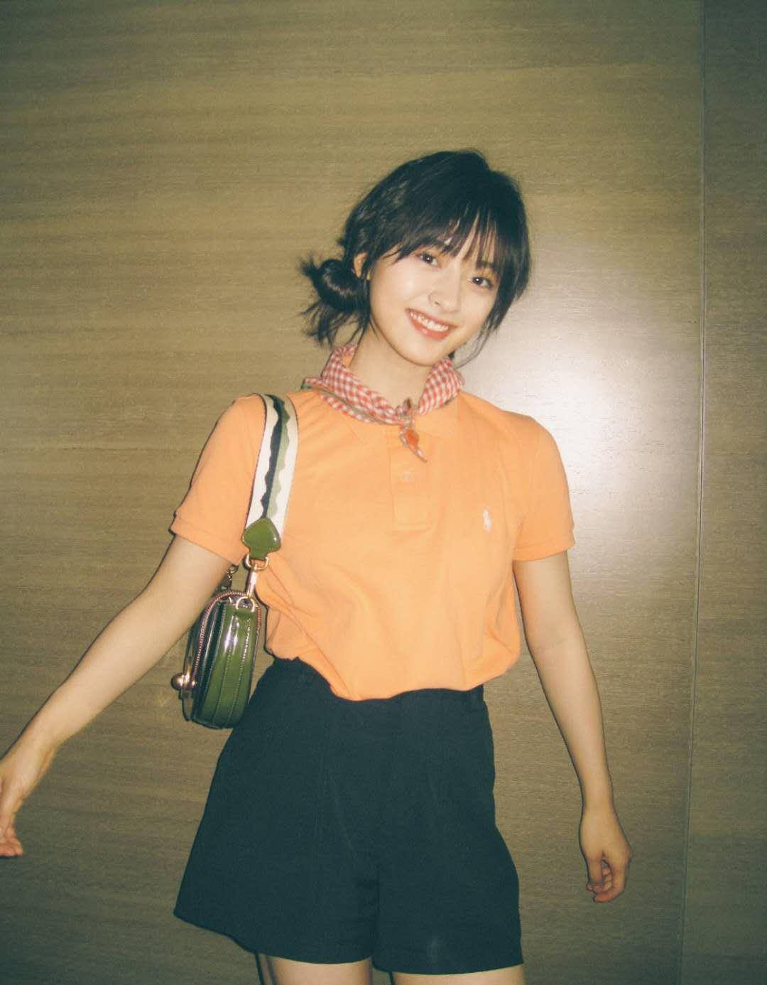 沈月暴瘦后大变样,终于拥有了筷子腿,国民初恋名副其实_照片_身材