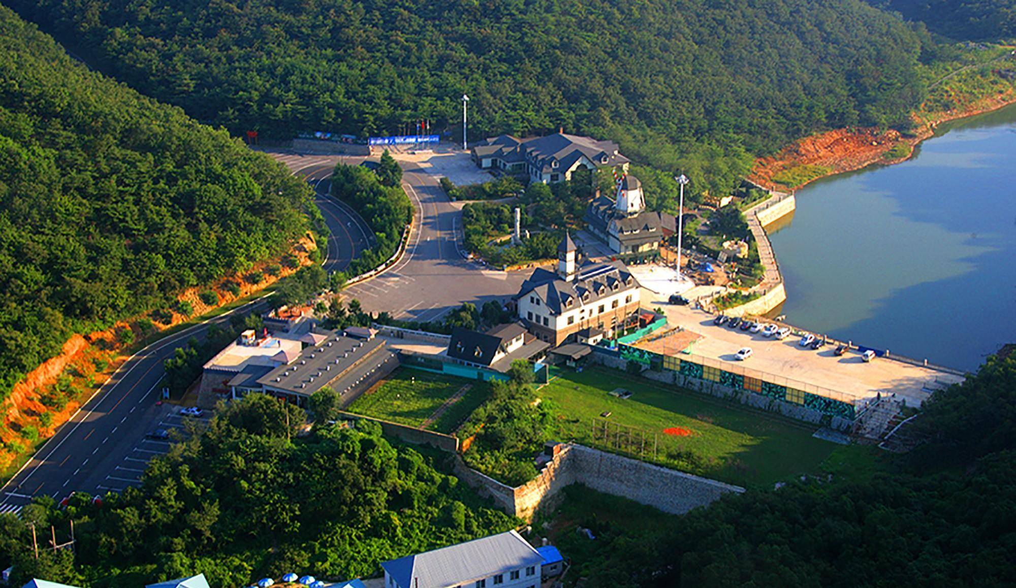 金石狩猎俱乐部,充满神奇蓝色海底神话的巨鲸传奇;浓浓的日式风情盛唐