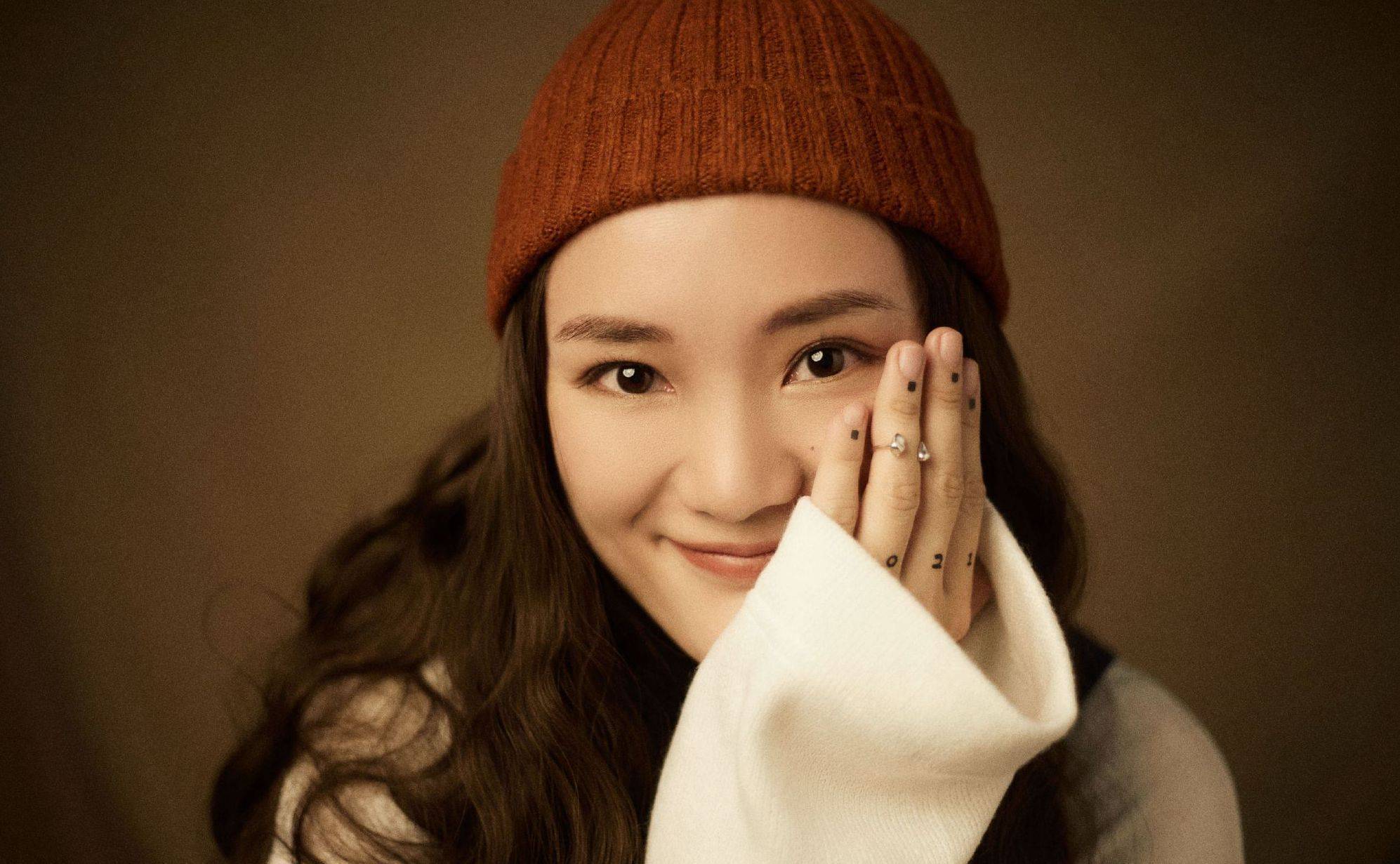 37岁馨子年少成名,巅峰时刻因长相平平放弃事业,今租房做博主_乐园