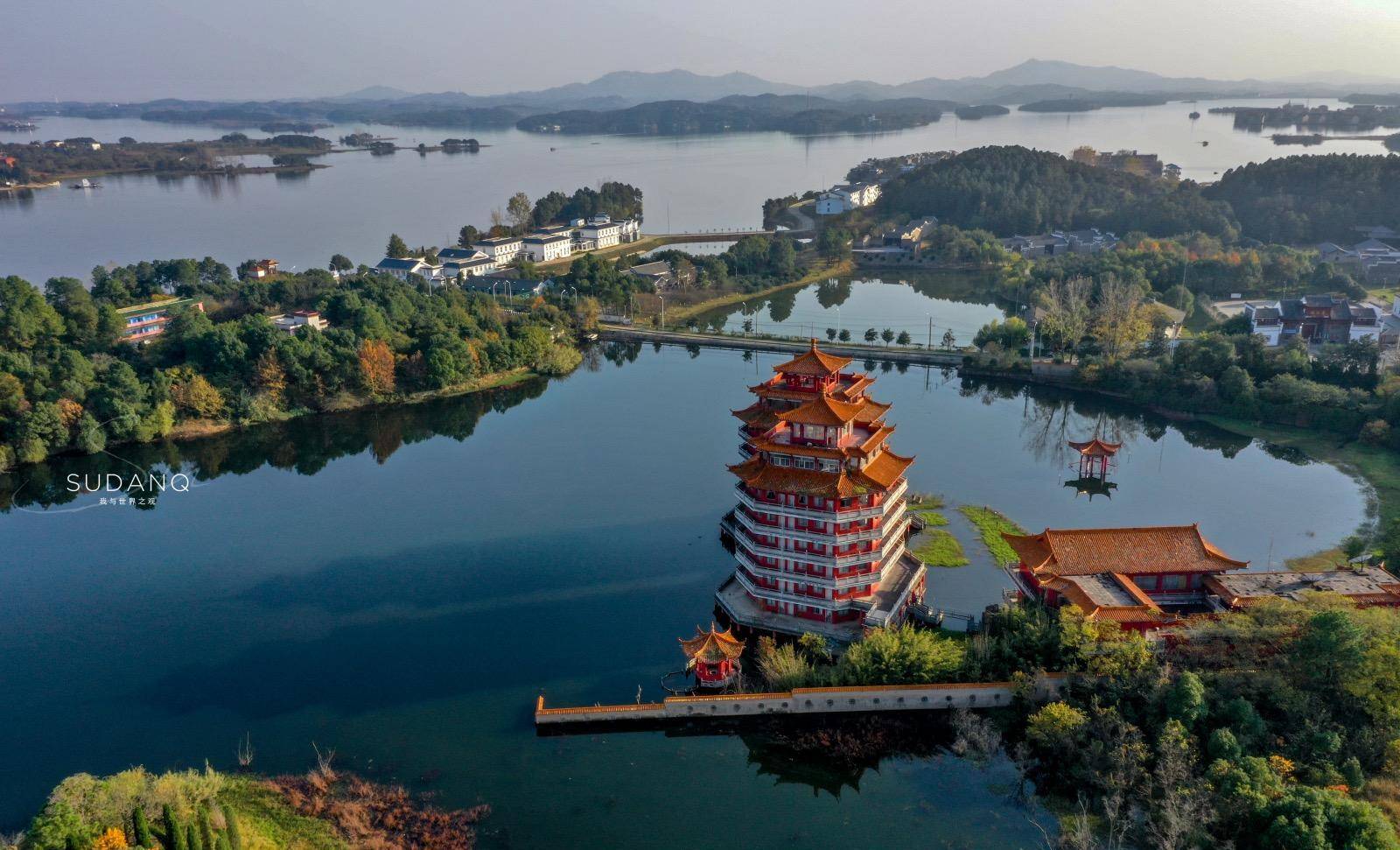 武汉木兰湖,堪称"武汉人的后花园",湖上建有两座"黄鹤楼"_度假区_湖岸
