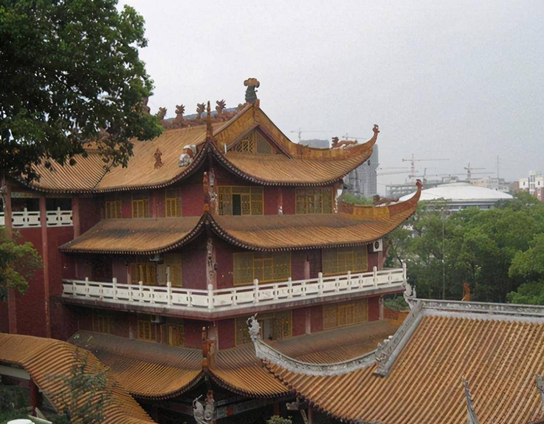 重庆有一明清建筑风格的寺庙,斋饭特别好吃哦!