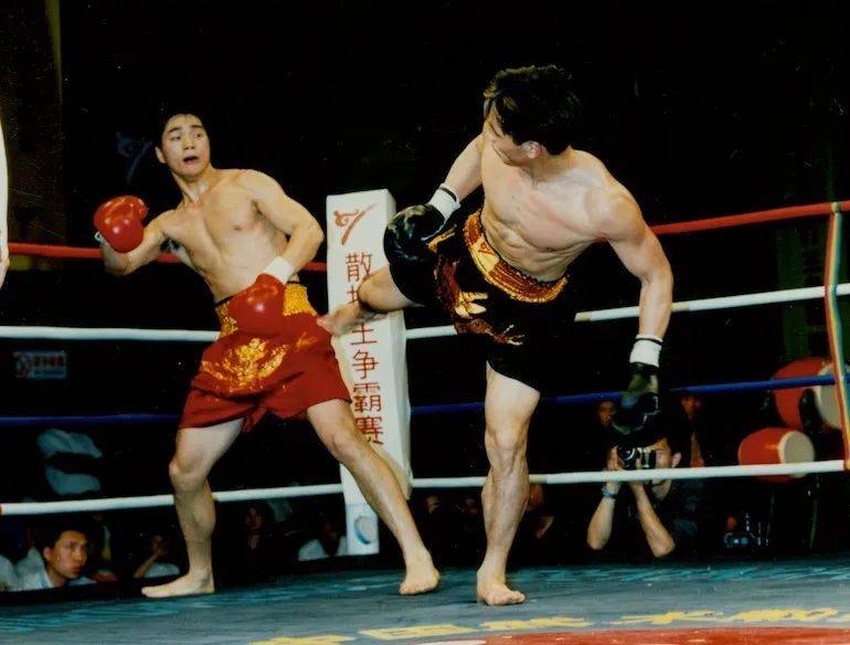 他曾缔造中国职业散打史上首个ko_苑玉宝_比赛_武术