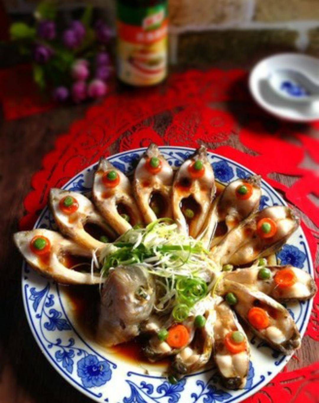 过年要说吉利话,做菜当然也要做些寓意团圆,吉祥如意的菜品,过年吃鱼