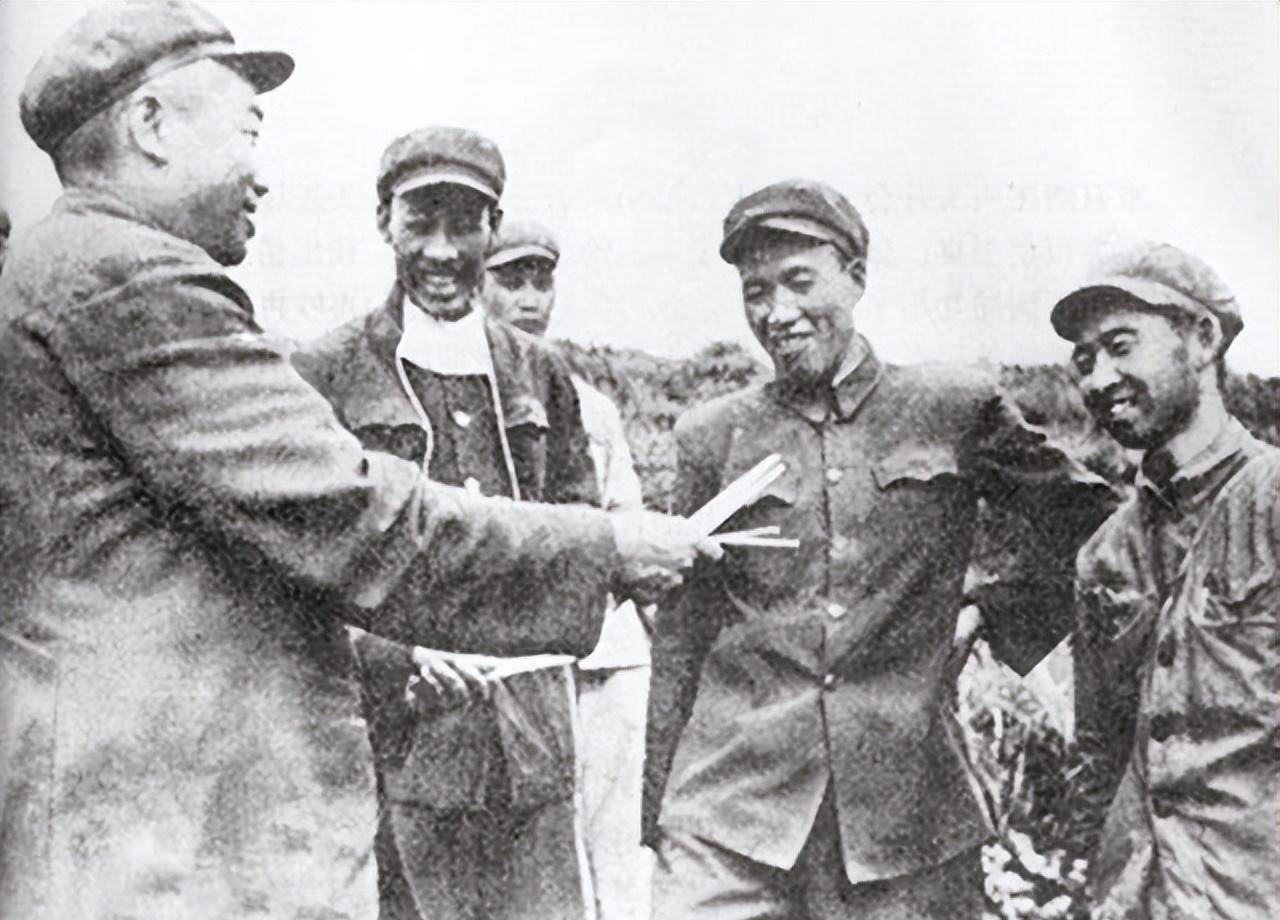 梁兴初_梁必业_杨得志