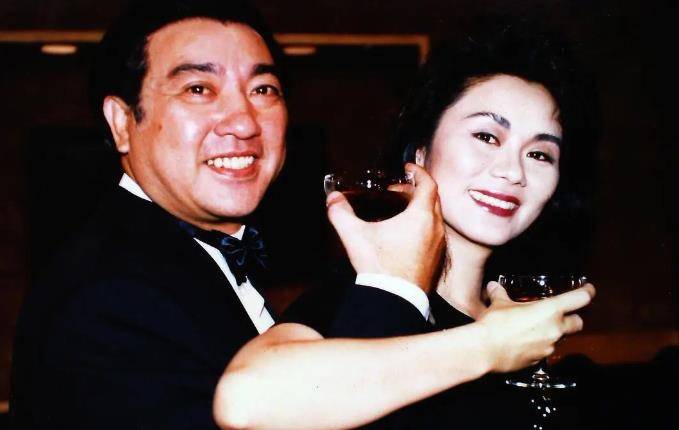 "八面佛"卢海鹏:戏剧世家,风光一时,为何付不起20万手术费_香港_成为