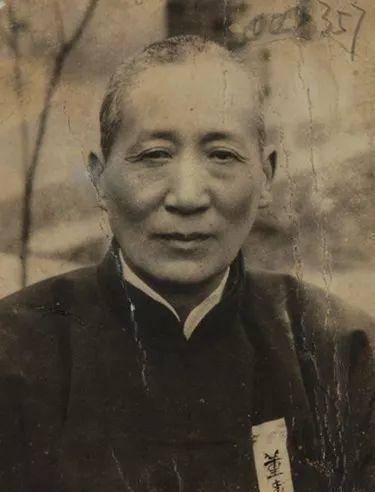 刘文彩的孙子找到证据_水牢_二娘_冷月英