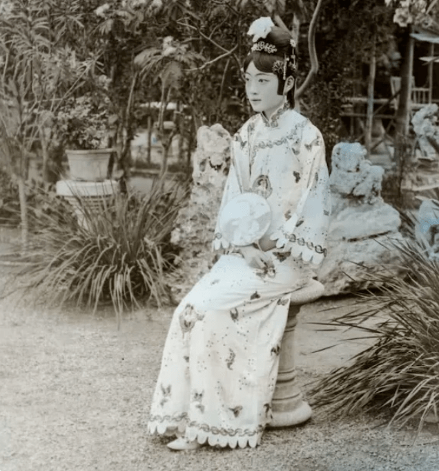 那是因为你没见过漂亮的_女子_清朝_技术