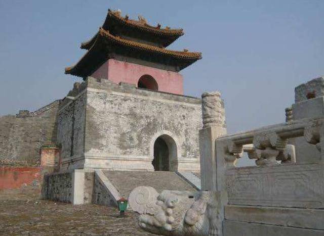 1931年孝庄陵墓被盗,无数陪葬品消失,专家说都怪康熙的一个决定_土葬