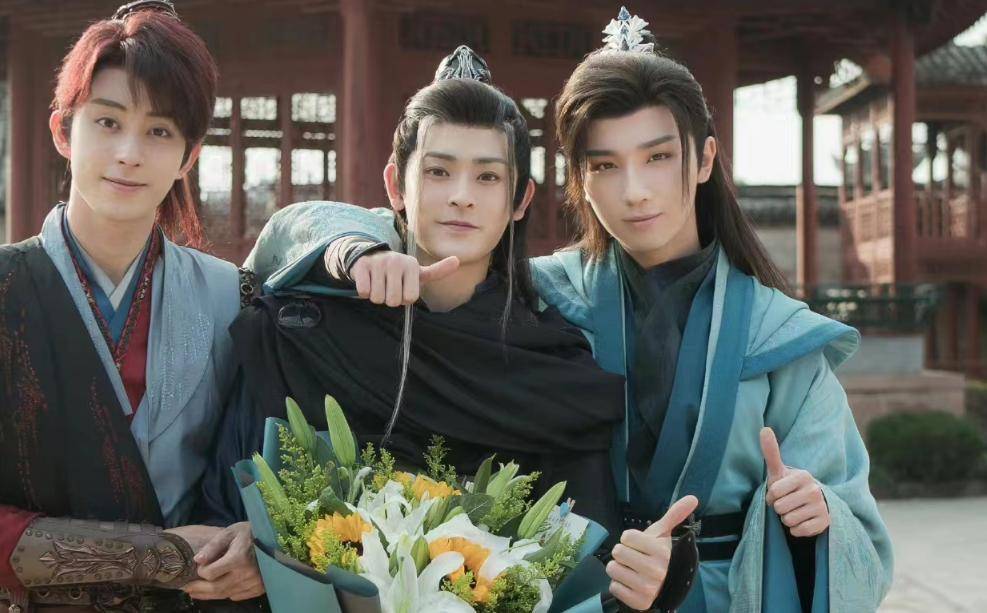 少年歌行动漫版李寒衣对比真人版李寒衣，完美贴合，可惜演员不火_赵玉_剑仙_角色