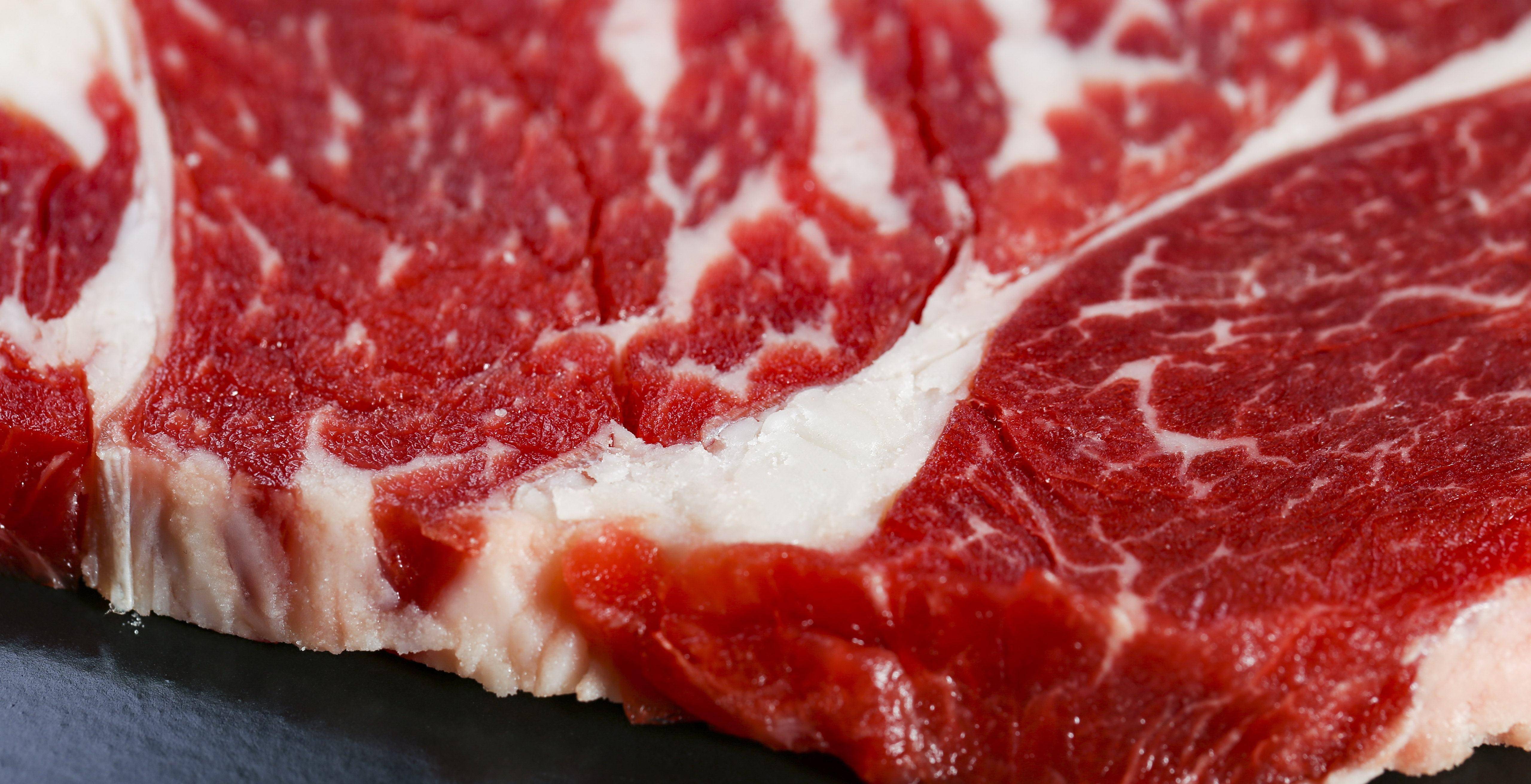 水牛肉与黄牛肉,哪个更加好吃?如何分辨它们呢?