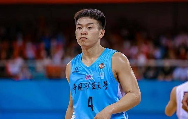 神奇的邬挺嘉,身高1米80,三分命中率26.