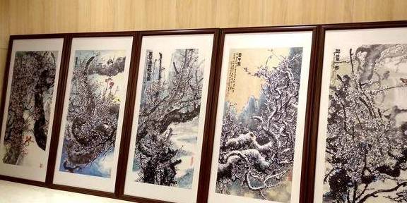 “铝艺丹青”铝艺画艺术展在榕举办，“梅圣”郑发祥让艺术生活化