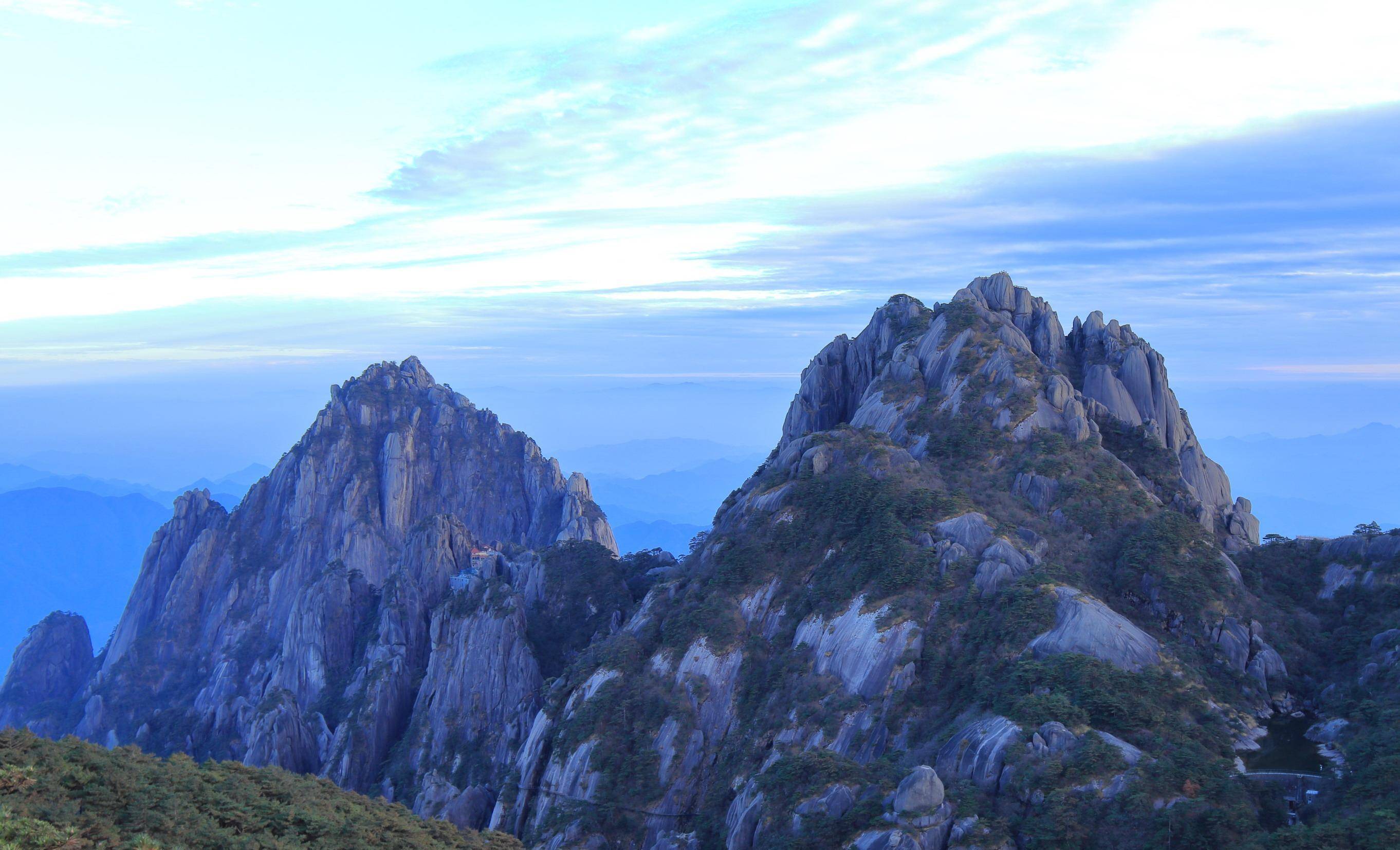 黃山2日,石筍矼始信峰,西海大峽谷,飛來石光明頂蓮花峰迎客松_海拔