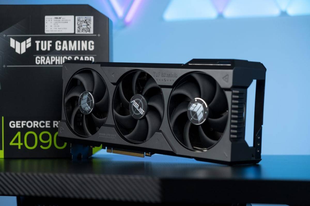 2023的4K游戏天花板，华硕TUF 4090显卡评测