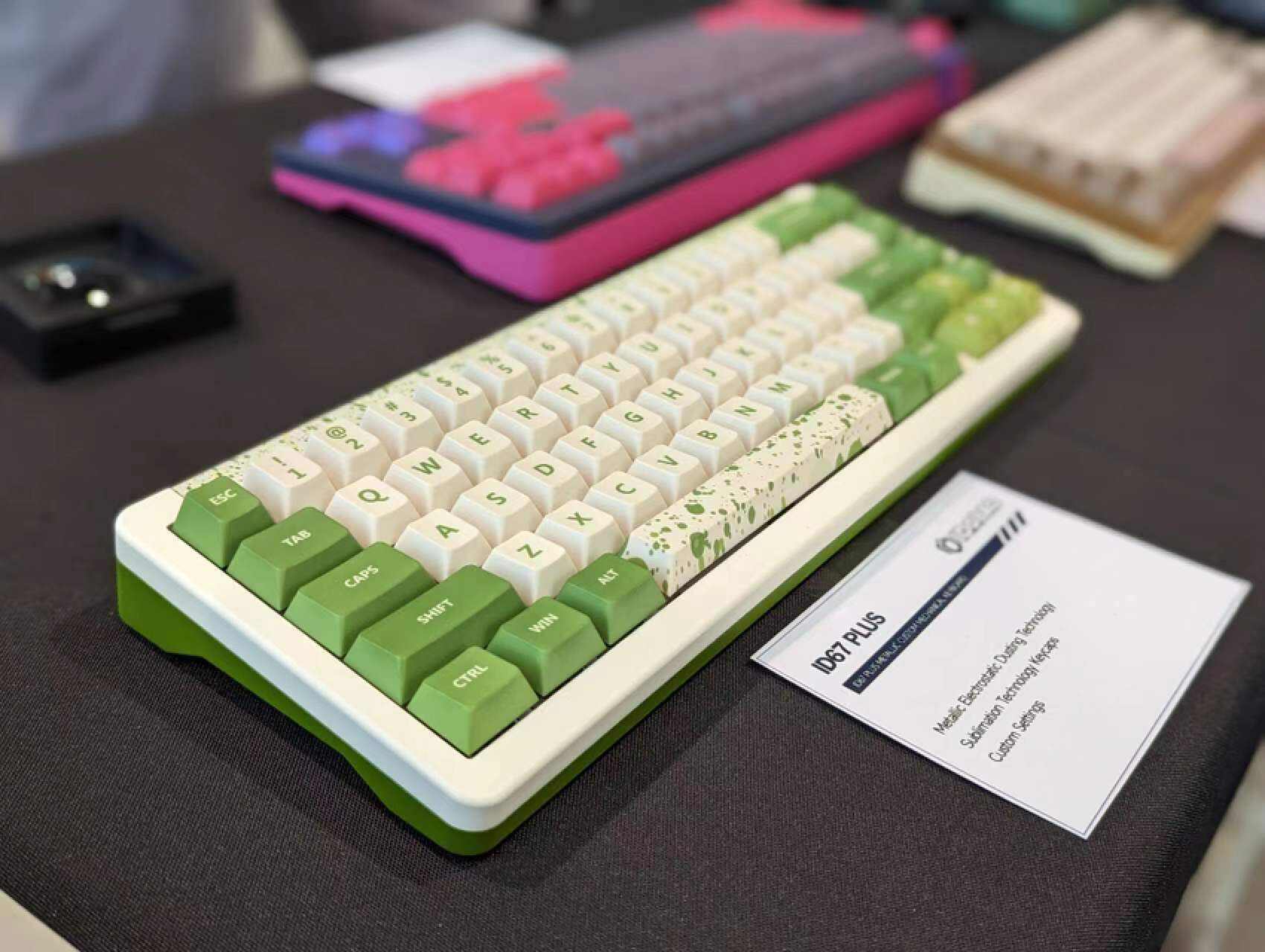 大理石般的美感,IDOBAO ID67 PLUS机械键盘测评,手感与颜值并存