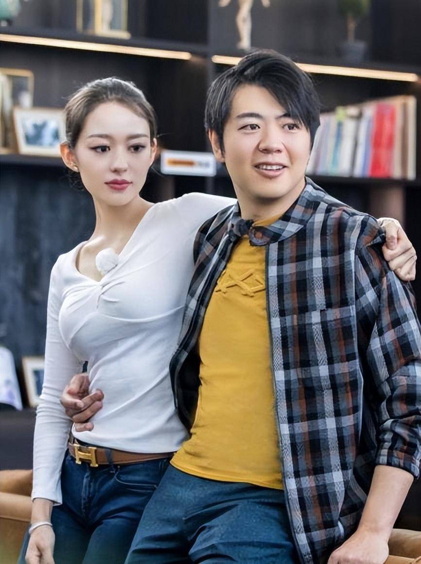 "迷恋朗朗"吉娜:怒怼谢娜,禁止老公做家务,因秀腰喜提官媒批评_郎朗