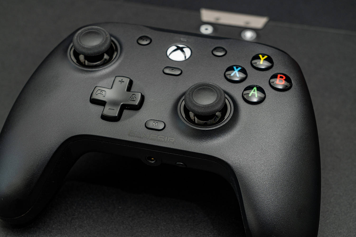 拿下微软官方全球授权,国产游戏手柄巅峰之作,盖世小鸡G7评测