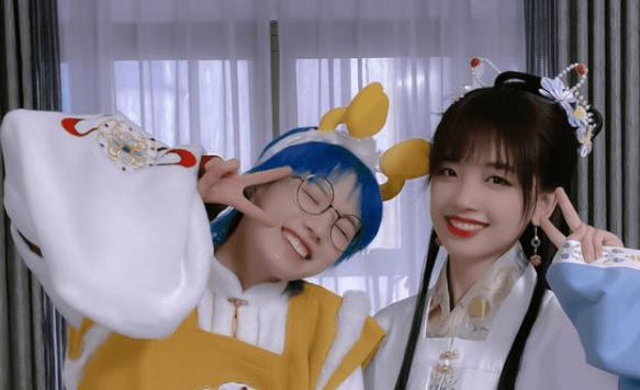 记得当初党妹给王冰冰化妆翻车时,很多人都吐槽是党妹故意为之,但王