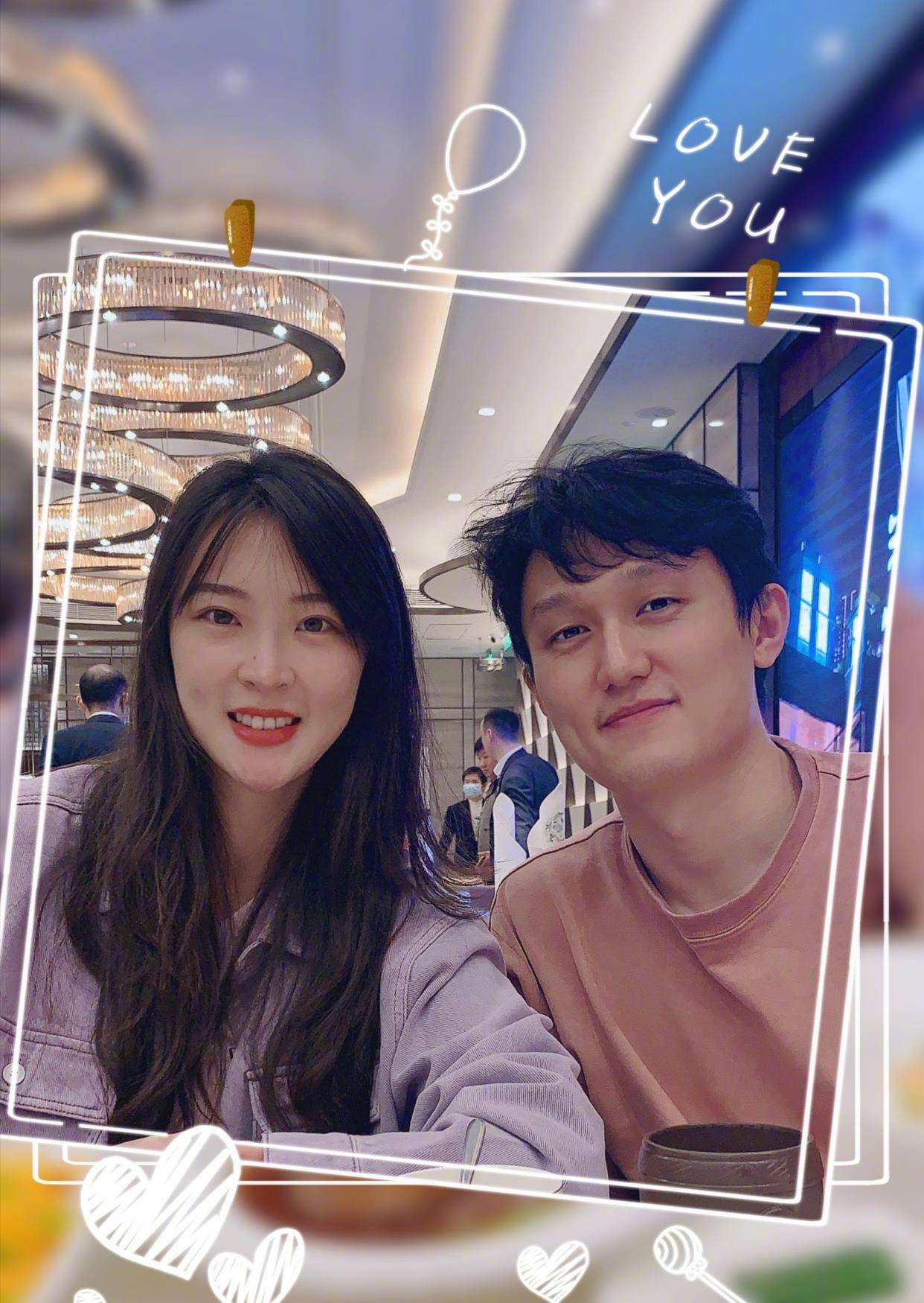 惠若琪吐槽丈夫身高:衣服一个码,风衣只能穿自己的_老公_杨臻博_进行