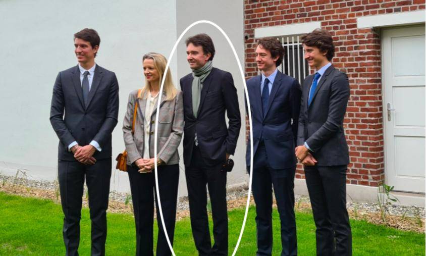 水果娜成迪奥总裁太太,积极营业秀大长腿_安托万·阿尔诺_集团_孩子