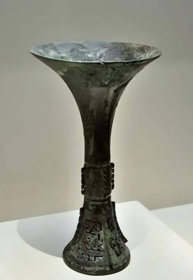 觥觞觯觚锅碗瓢盆!古人都用什么喝酒?